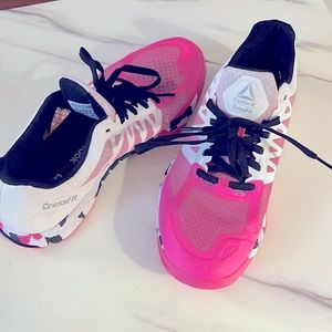 Reebok pink and white size 6 cross fit sneakers